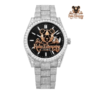 Elegante Reloj de Pulsera Deportivo de Lujo en Acero Inoxidable con Esfera de Cristal, Pantalla Analógica y Acabados Alternados en la Correa - Product Image 4