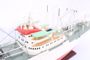 Handmade <b>Mini</b> Wooden Cargo Ship Model - Small Commercial Vessel Scale Replica Collectible Toy Decor, Cap San Diego - Product Image 2