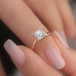 แหวนเพชรเจ้าหญิงสุดหรู เพชรเลี้ยงในห้องปฏิบัติการ รับรองโดย IGI สี D E F ความสะอาด VVS VS ตัวเรือนทองคำ ทองชมพู ทองขาว เงิน - Product Image 5