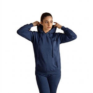 Sweat à capuche oversize en molleton de coton épais avec imprimé en relief pour femme, idéal pour la gym et le jogging - Product Image 1