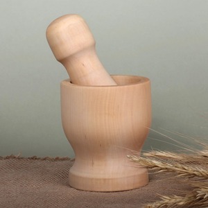 ครกไม้แบบคลาสสิกสำหรับบดเครื่องเทศ สมุนไพร เมล็ดพืช และเตรียมยาสมุนไพร - Product Image 4