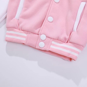เสื้อแจ็คเก็ตวาร์ซิตี้สีชมพู แบบยูนิเซ็กส์ สไตล์เพรปปี้ ทรงปกติ ปกคอพับ ติดกระดุม ใส่ได้ในฤดูใบไม้ร่วง สีพื้น ผ้าโพลีเอสเตอร์ฟลีซ - Product Image 4