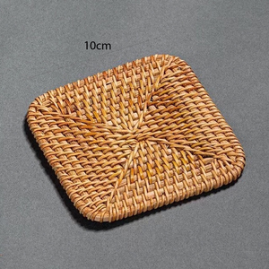 Sous-verre carré en rotin BOHO, naturel, fait main, décoratif, pour Noël, prix imbattable - Product Image 1