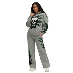 Conjunto de Sudadera con Capucha y Pantalones Deportivos de 2 Piezas para Hombre, Diseño Personalizado con Estampado de Calavera y Llamas, Ropa Deportiva Urbana, OEM ODM - Product Image 4