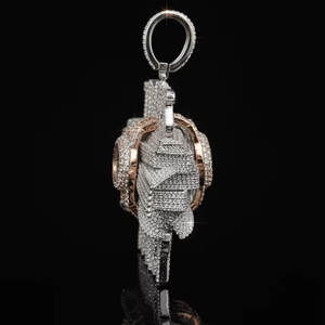 Pendentif Diamant Iced Out « Time Is Money » avec Design Montre Bustdown en Or Blanc 925 – Bijou Hip Hop Personnalisé et Tendance - Product Image 3