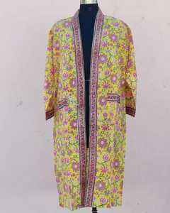 Peignoir Kimono 100 % Coton pour Femme, Imprimé Floral Artisanal, Idéal pour la Nuit, la Plage et les Fêtes Printanières - Product Image 2
