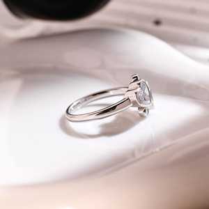 Anillo Elegante Toi et Moi con Moissanita en Forma de Corazón, Plata 925, Regalo Ideal para Aniversario, Cumpleaños o Fiestas - Product Image 4