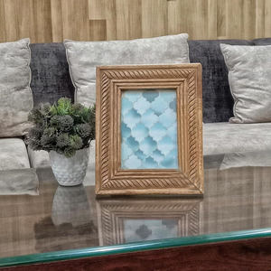 Marco de Fotos de Madera de Estilo Antiguo, Decoración Tradicional Hecha a Mano, Marco de Fotos de Madera Maciza Natural, Marco de Fotos de Madera de Diseño Ecológico - Product Image 2