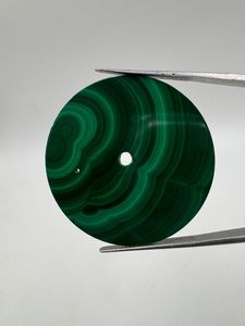 Malaquita Natural Verde y Negra, Esfera Redonda Plana de 37 mm, Gema Suelta de Excelente Calidad, Ideal para Joyería, Sin Perforación, para Relojes - Product Image 2