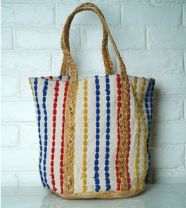 Sac seau messager Tyntra tendance 2026 en jute et perles, style bohème, écologique, pour femme, capacité 3L+, idéal pour la plage et les soirées branchées - Product Image 2