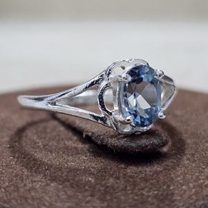 แหวนเงินแท้925ชนิด Vermeil สีเงินสเตอร์ลิงพลอยสีฟ้ารูปไข่ที่มีการตั้งค่าหนามเตยที่สวยงามสำหรับงานปาร์ตี้ - Product Image 3