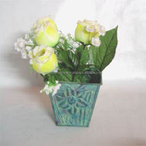 Macetero Decorativo de Diseño Moderno y Clásico, Pequeño, de Hierro con Recubrimiento en Polvo, con Sistema de Autorriego, Ecológico y Duradero - Product Image 5
