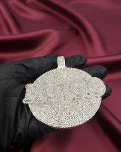 Colgante de disco redondo con letras personalizadas de moissanita, estilo hip hop, para fiestas, de plata de ley 925, joyería fina, colgantes y dijes. - Product Image 2