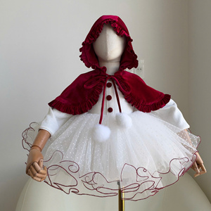 Robe de princesse pour filles, 185 cm, manches longues, corsage ivoire, jupe en tulle à pois, avec cape à capuche en velours bordeaux pour les occasions de fête - Product Image 5