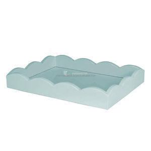 Ensemble de plateaux de service bleu marine à bords ondulés, finition peinte élégante, usage résidentiel - Product Image 3