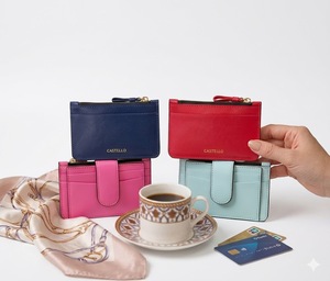 [Mejor Valoración] Tarjetero Multiusos de Cuero Vacuno Genuino Castello con Logotipo Estampado, Cierre Magnético, Rojo y Azul Claro - Product Image 1