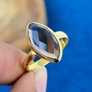 Bague en quartz fumé naturel de forme marquise, or 18 carats micro-plaqué sur argent sterling 925 - Product Image 1