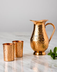 Pichet en cuivre authentique avec construction inspirée de l'ayurveda et brillant fini à la main, idéal pour les cadeaux ou un usage personnel - Product Image 2