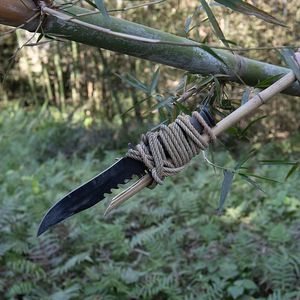 Couteau à lame fixe en acier inoxydable à haute teneur en carbone noir, gaine en nylon antidérapante, camping en plein air, chasse, survie, tactique, EDC - Product Image 6