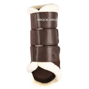 Bottes de brossage pour chevaux de haute qualité, guêtres très souples offrant une protection optimale et bottes de brossage en maille respirante marron - Product Image 2
