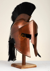 Casque corinthien grec en fer, finition cuivre poli avec plume noire, fait main, pour costume de guerrier médiéval, Noël - Product Image 3