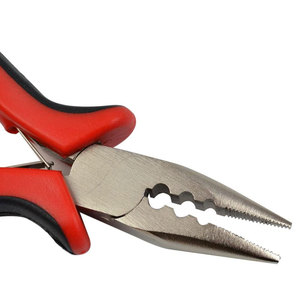 Pince professionnelle pour extensions de cheveux avec poignée rouge et 3 trous de précision pour l'installation et l'ajustement de micro-nano anneaux - Product Image 3