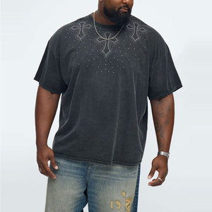 T-shirt en coton noir surdimensionné pour homme, manches courtes, col rond, motif croix en strass, style streetwear, tee-shirt en strass - Product Image 5
