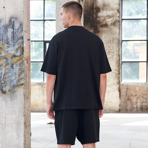 Ensemble streetwear d'été respirant avec t-shirts et shorts imprimés numériquement pour hommes - Product Image 5