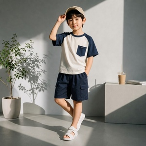 Shorts classiques pour garçons en coton kaki, 100% coton sergé, confortables, décontractés pour tous les jours - Product Image 1