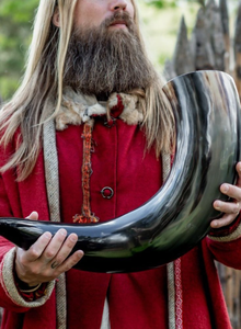 Corne à boire viking artisanale en corne de buffle naturelle, style authentique - Product Image 2