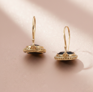 Hermosos y Elegantes Pendientes Ovalados de Ónix Negro en Plata de Ley 925 con Baño de Oro de 18K, Joyería de Moda a Precio de Mayoreo - Product Image 2