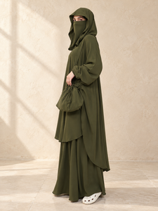 Abaya de prière islamique modeste pour femme Mishkat Couture en mousseline vert olive, longue, à capuche, avec sac bandoulière assorti pour ensemble Niqab - Product Image 6
