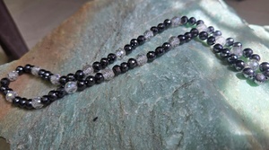 Collar de moissanita redondo blanco de 8 mm y negro de 7 mm, regalo para mujer, fiesta, aniversario y otras ocasiones - Product Image 2