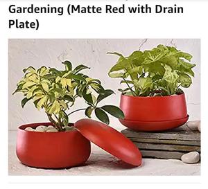 Juego de 5 Macetas Modernas para Interiores, Coloridas, de Metal, con Orificios de Drenaje y Bandeja Incluida - Product Image 3