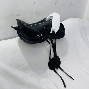 Selle d'endurance sportive Matériau en fibre et cuir Poids léger Taille 15 "/ 16"/ 17 "/ 18" Disponible - Product Image 4