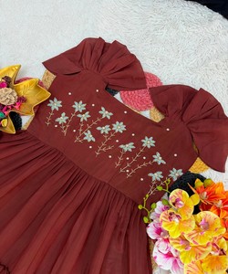 Vestido Moderno de Una Pieza, 54 Pulgadas de Largo, Vestido Étnico para Mujer, para Bodas y Fiestas, Estilo India Pakistán 85309 DHANLAXMI- DS28 - Product Image 4
