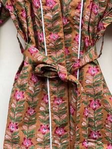 Bata Kimono de Algodón 100% Tejido con Estampado de Bloques y Dibujos Animados Naaz para Mujer, Camisón de Verano Hecho a Mano ODM con Cuello en V y Cintura Elástica Completa - Product Image 2