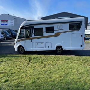Modern Luxury Automatic 4 Berth Rose Aluminium Caravan Island Bed Motorhome Engineered For Spacious Home Camping - Product Image 3
