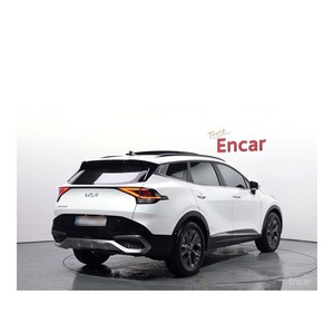 Para Kia Sportage 1.6 Turbo 2WD Gasolina, Modelo Abril 2022, con 81,114 km, Asientos de Cuero, Cámara Trasera, Volante a la Izquierda - Product Image 2