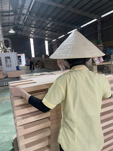 ชิ้นส่วนบันไดบ้านทำจากไม้เมเปิ้ลแบบแข็งทนทานและเป็นมิตรกับสิ่งแวดล้อม - Product Image 5