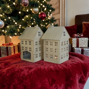Lanternes en forme de maison en bois avec fenêtres découpées, décoration de Noël traditionnelle, artisanat, lumières de fête - Product Image 4