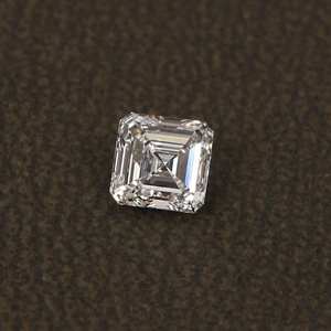 Diamant de laboratoire taille Asscher, couleur D, clarté VVS, CVD, certifié IGI, taille EX-VG, 9,02 carats, pour la fabrication de bijoux - Product Image 1