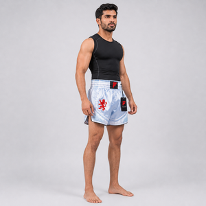 Shorts de Muay Thai haut de gamme avec design flexible, tissu respirant et excellente durabilité pour l'entraînement quotidien - Product Image 4