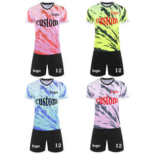 Maillots de football personnalisés avec nom d'équipe et numéro de joueur, sublimés, 100% polyester, anti-transpiration, manches courtes, taille élastique, colorés - Product Image 1