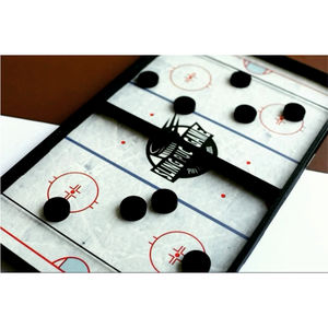 Jeu de société de hockey sur glace rapide en bois pour vente en gros – Jeu de table interactif portable Fast Track - Product Image 3