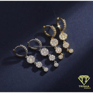 Pendientes de Aro Florales con Diamantes de Moissanita en Plata de Ley 925, Tono Dorado, Joyería de Lujo para Compradores Mayoristas - Product Image 2