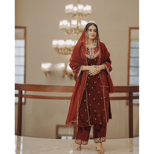 Fancy Women's Wedding Wear Set Embroidered <b>Top</b> Bottom & Dupatta - Product Image 4