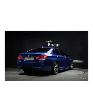 BMW M5 Sedán, abril de 2016, 22,193 km, volante a la izquierda - Product Image 2