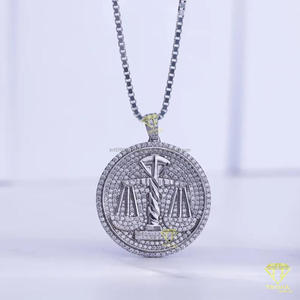 Pendentif licorne fait main avec un design de bijoux hip-hop luxueux et une finition de haute qualité - Product Image 5