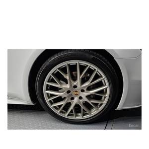 Porsche Panamera 3.0 AWD 2020 con Cámara Trasera, Asientos de Cuero, Volante a la Izquierda - 63,605 km - Product Image 5